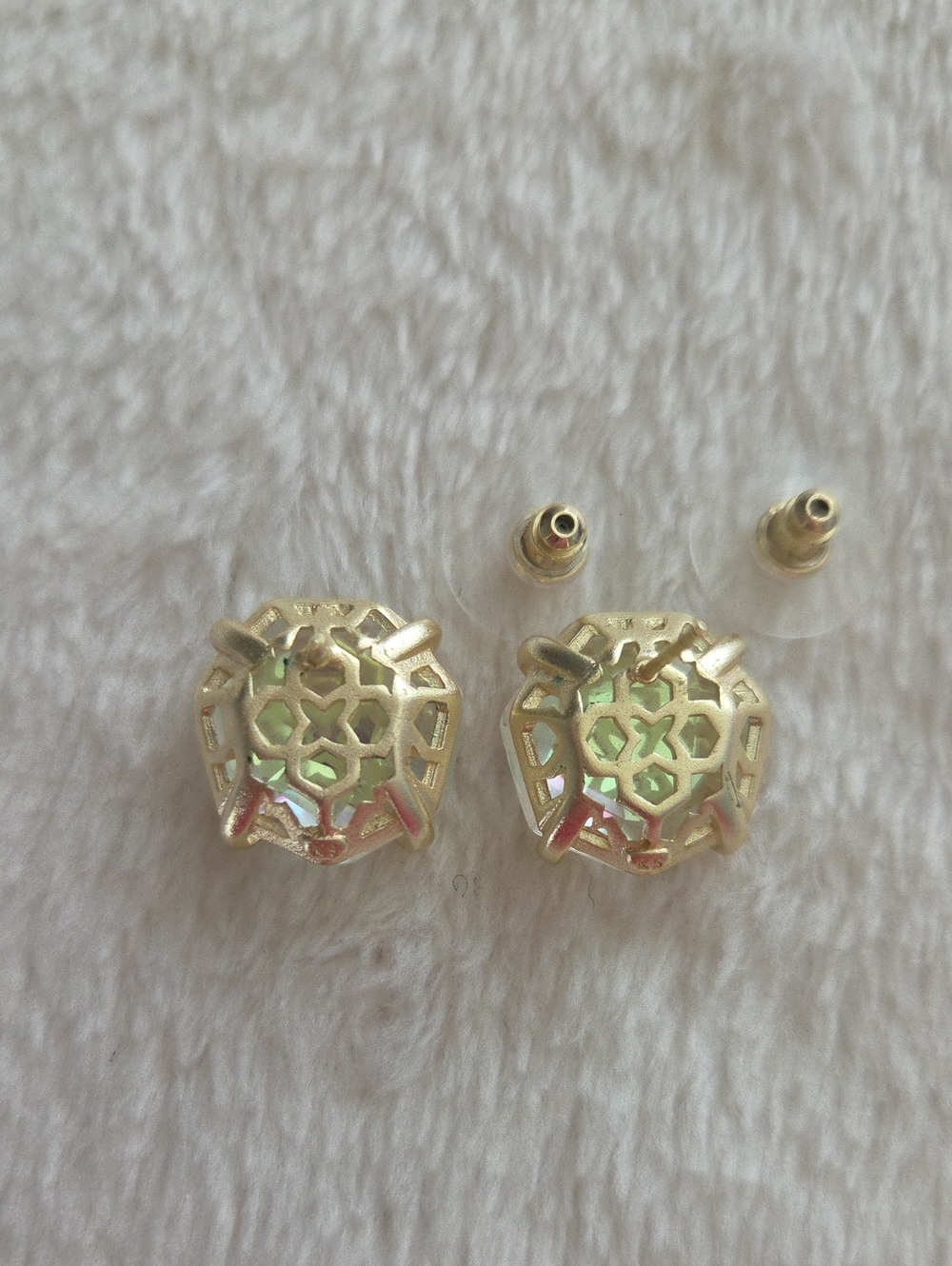 Kendra Scott Dichroic Glass Ryan Stud Earrings - Picture 5 of 8